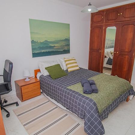 Charming Private Rooms In An Apartment A1 Penha - Faro Luaran gambar