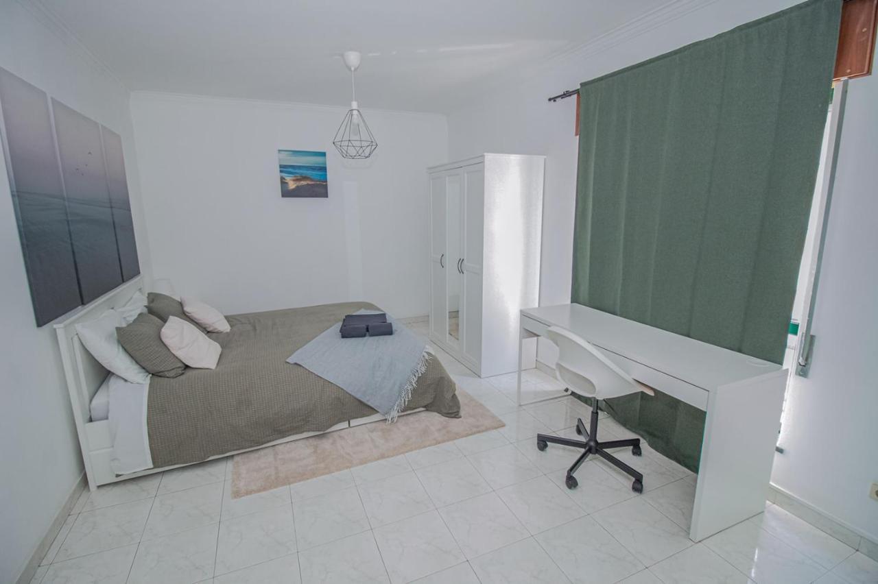 Charming Private Rooms In An Apartment A1 Penha - Faro Luaran gambar