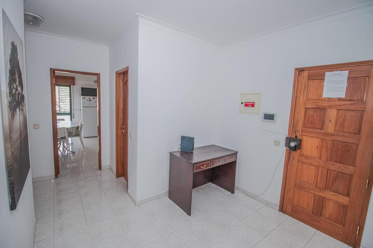 Charming Private Rooms In An Apartment A1 Penha - Faro Luaran gambar